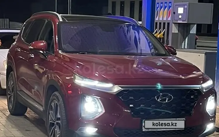 Hyundai Santa Fe 2019 годаүшін15 100 000 тг. в Астана