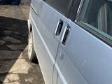 Volkswagen Transporter 1992 года за 2 800 000 тг. в Караганда – фото 2