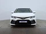 Toyota Camry 2022 годаүшін11 550 000 тг. в Астана – фото 2