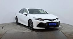 Toyota Camry 2022 года за 11 550 000 тг. в Астана – фото 3
