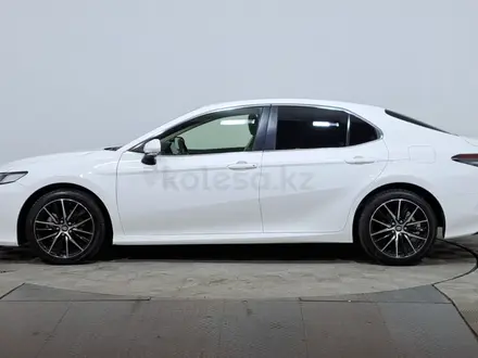 Toyota Camry 2022 года за 11 550 000 тг. в Астана – фото 8