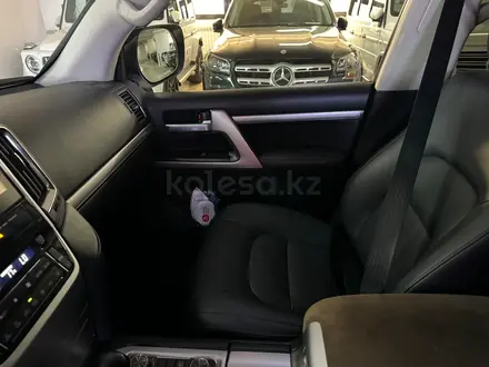 Toyota Land Cruiser 2018 года за 26 300 000 тг. в Астана – фото 25