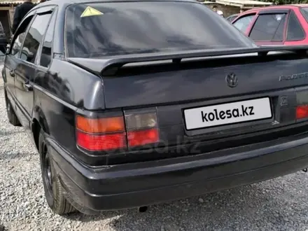 Volkswagen Passat 1993 года за 600 000 тг. в Шымкент