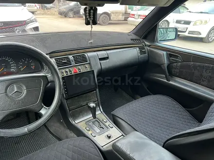 Mercedes-Benz E 320 1996 года за 3 400 000 тг. в Алматы – фото 14