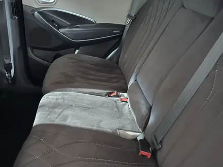 Hyundai Santa Fe 2017 года за 8 500 000 тг. в Астана – фото 14