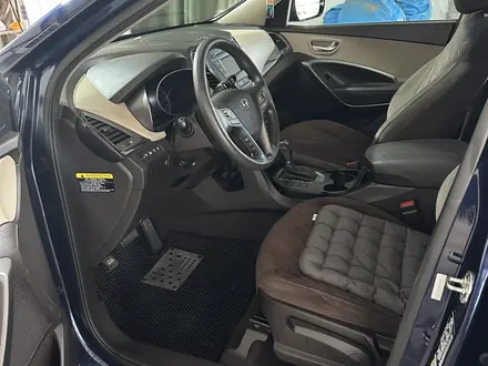 Hyundai Santa Fe 2017 года за 8 500 000 тг. в Астана – фото 18