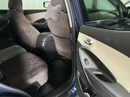 Hyundai Santa Fe 2017 года за 8 500 000 тг. в Астана – фото 16