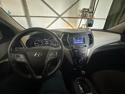 Hyundai Santa Fe 2017 года за 8 500 000 тг. в Астана – фото 22