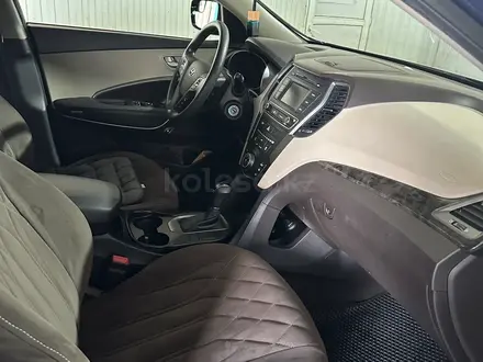 Hyundai Santa Fe 2017 года за 8 500 000 тг. в Астана – фото 21