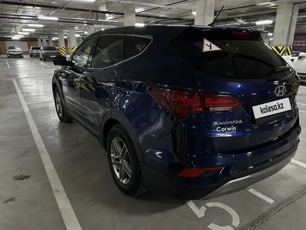 Hyundai Santa Fe 2017 года за 8 500 000 тг. в Астана – фото 27