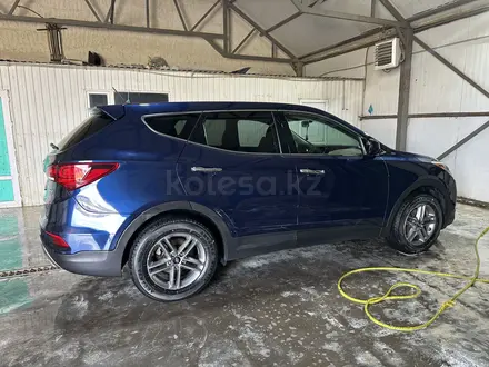 Hyundai Santa Fe 2017 года за 8 500 000 тг. в Астана – фото 7