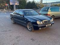 Mercedes-Benz E 280 1998 года за 2 450 000 тг. в Караганда