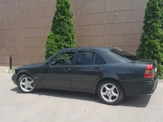 Mercedes-Benz C-Class, 1993