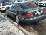 Mercedes-Benz E 320 1997 года за 3 200 000 тг. в Конаев (Капшагай) – фото 2