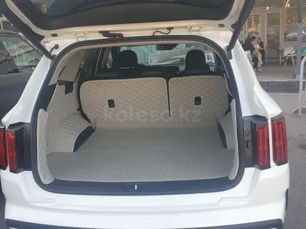 Kia Sorento 2022 года за 15 500 000 тг. в Петропавловск – фото 4