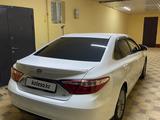 Toyota Camry 2015 года за 10 000 000 тг. в Жанаозен – фото 3