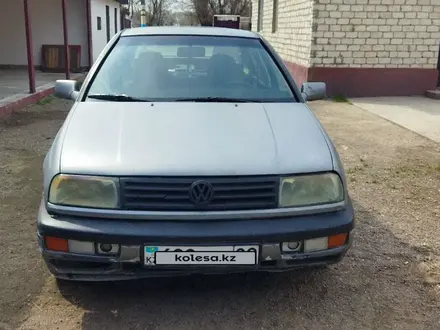 Volkswagen Vento 1993 года за 900 000 тг. в Шу – фото 3