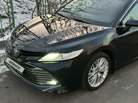 Toyota Camry 2019 года за 14 000 000 тг. в Шымкент – фото 3