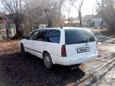 Nissan Primera 1991 года за 400 000 тг. в Узынагаш – фото 2