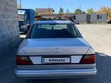 Mercedes-Benz E 230 1990 года за 1 300 000 тг. в Талдыкорган