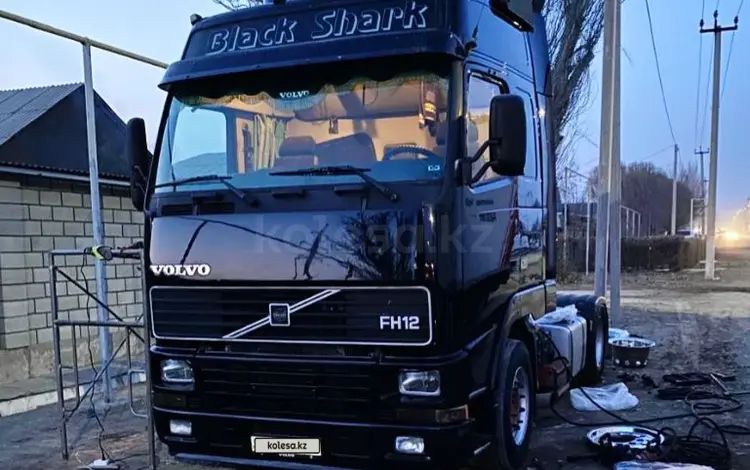 Volvo  FH 2001 годаүшін16 800 000 тг. в Жаркент