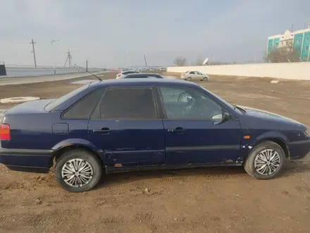 Volkswagen Passat 1994 года за 1 250 000 тг. в Кызылорда – фото 4