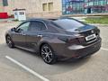 Toyota Camry 2019 года за 13 500 000 тг. в Актау – фото 13