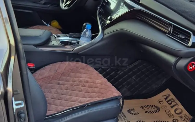 Toyota Camry 2019 года за 13 500 000 тг. в Актау