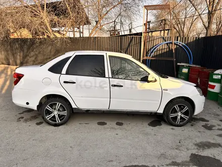 ВАЗ (Lada) Granta 2190 2013 года за 1 950 000 тг. в Костанай – фото 5
