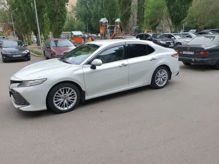 Toyota Camry 2019 года за 17 000 000 тг. в Павлодар