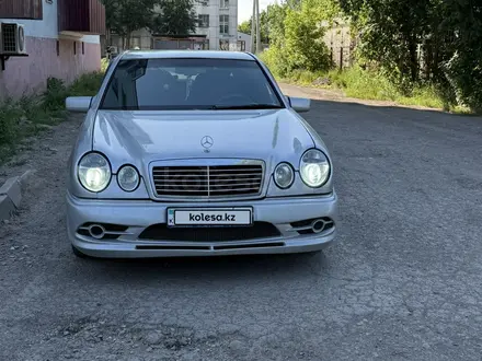 Mercedes-Benz E 320 1995 года за 3 500 000 тг. в Астана – фото 4