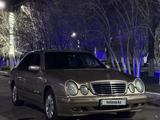 Mercedes-Benz E 320 2001 годаfor3 800 000 тг. в Астана