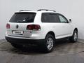 Volkswagen Touareg 2007 годаfor6 990 000 тг. в Астана – фото 5