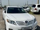 Toyota Camry 2010 года за 7 300 000 тг. в Шымкент – фото 3