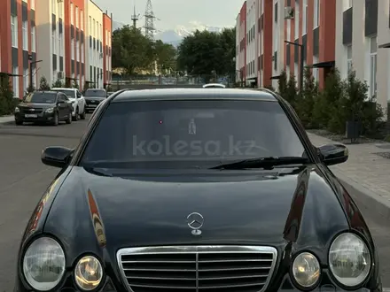 Mercedes-Benz E 320 1999 года за 3 850 000 тг. в Алматы