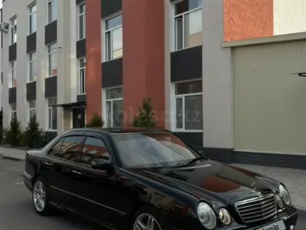Mercedes-Benz E 320 1999 года за 3 850 000 тг. в Алматы – фото 3