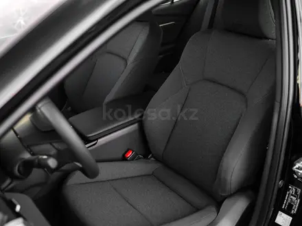 Toyota Camry Elegance 2026 года за 18 690 000 тг. в Астана – фото 5