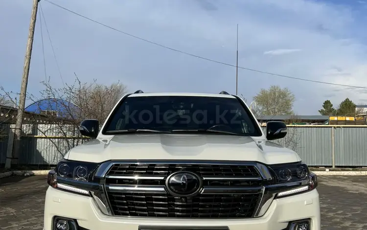 Toyota Land Cruiser 2021 года за 55 000 000 тг. в Актобе