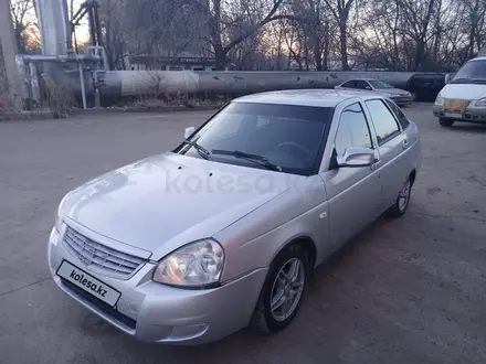 ВАЗ (Lada) Priora 2172 2008 года за 830 000 тг. в Атырау – фото 2