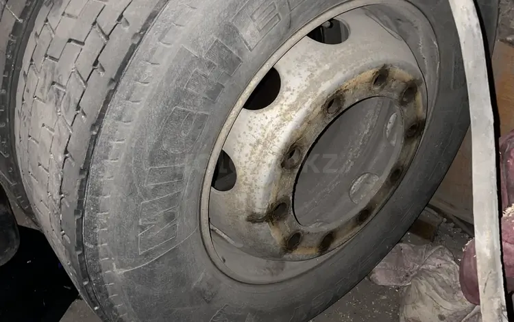 Запаску на тягач. Грузовая за 30 000 тг. в Темиртау