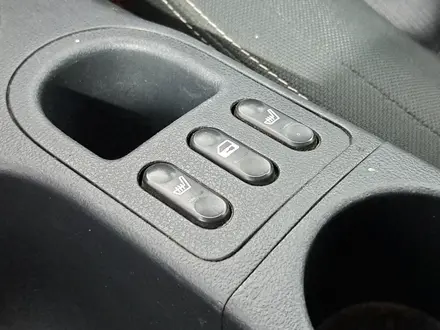 Nissan Qashqai 2012 года за 4 390 000 тг. в Астана – фото 12