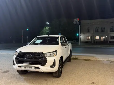 Toyota Hilux 2023 года за 21 000 000 тг. в Уральск – фото 2