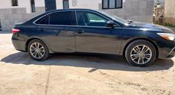 Toyota Camry 2015 годаүшін7 000 000 тг. в Актау – фото 2