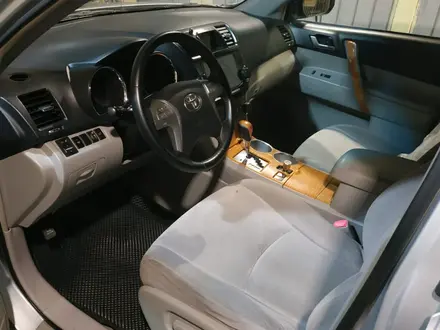 Toyota Highlander 2007 года за 9 380 000 тг. в Алматы – фото 25