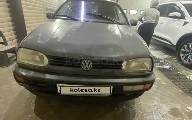 Volkswagen Golf 1991 года за 950 000 тг. в Караганда
