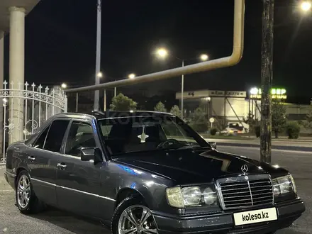 Mercedes-Benz E 230 1991 года за 1 450 000 тг. в Шымкент