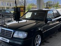 Mercedes-Benz E 200 1995 года за 3 000 000 тг. в Алматы