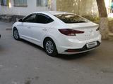 Hyundai Elantra 2019 года за 6 800 000 тг. в Шымкент – фото 3