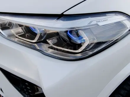 BMW X5 2019 года за 23 000 000 тг. в Атырау – фото 2