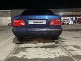 Mercedes-Benz E 230 1995 годаүшін2 550 000 тг. в Талдыкорган – фото 3